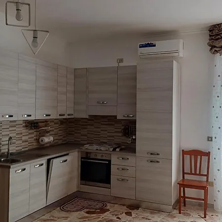 公寓 La Casa Dei Nonni 圣尼坎德罗加尔加尼科